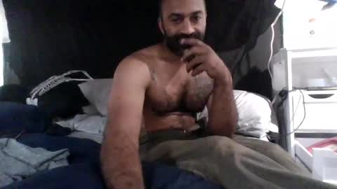 bottomfeeder716 online show from October 10, 7:14 am