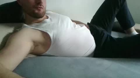 Snapshot of bottomtsinner chatting on October 21, 2:21 pm bottomtsinner online show from October 21, 2:21 pm
