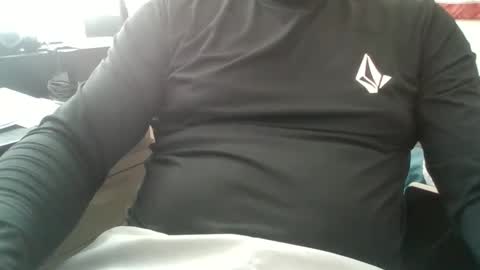 Snapshot of bourbonman144 chatting on October 8, 10:48 pm bourbonman144 online show from October 8, 10:48 pm