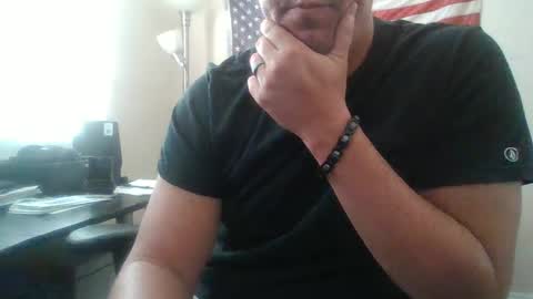 Snapshot of bourbonman144 chatting on September 30, 9:36 pm bourbonman144 online show from September 30, 9:36 pm