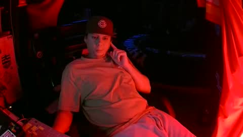 Bowerboi1217 online show from November 21, 7:39 am