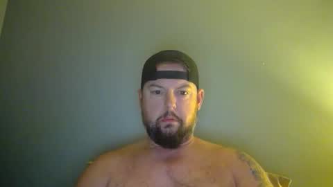 bowtieguy84 online show from December 14, 11:22 pm