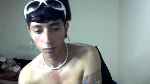 Boy Astro online show from February 4, 11:38 pm