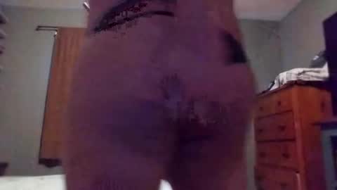 boy_ina_thong online show from May 6, 1:06 pm