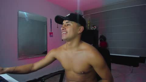 boy_nauthy online show from January 16, 2:19 am