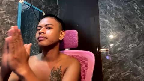 boyax online show from November 26, 9:17 am