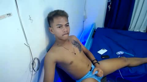 boyax online show from January 9, 2:18 pm