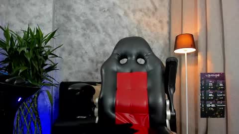 boyc02_ online show from December 16, 12:29 am