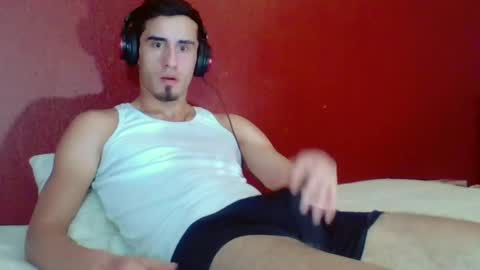 Felipe  online show from May 10, 9:54 pm