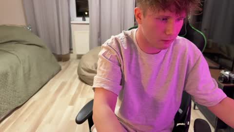 Eddie online show from March 29, 6:31 pm