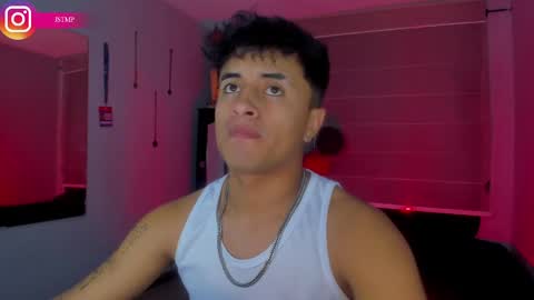 Snapshot of boylatin_777 chatting on January 27, 2:20 am miguel  online show from January 27, 2:20 am