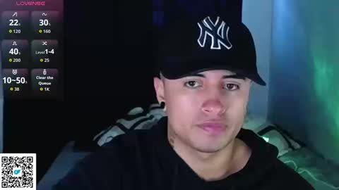 Snapshot of boylatin_777 chatting on September 8, 8:19 pm miguel  online show from September 8, 8:19 pm