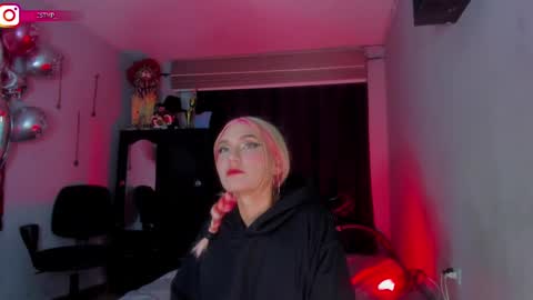 Snapshot of boylatin_777 chatting on February 17, 3:36 am miguel  online show from February 17, 3:36 am