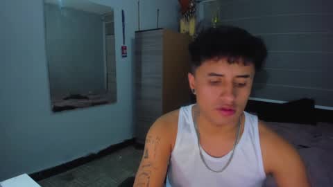 Snapshot of boylatin_777 chatting on January 26, 3:06 am miguel  online show from January 26, 3:06 am