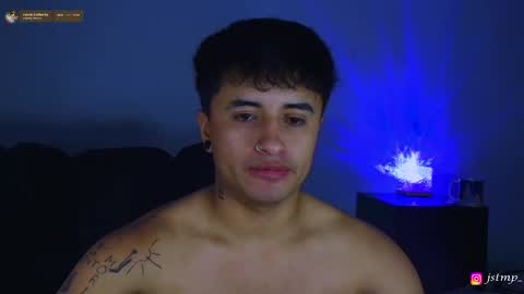 Snapshot of boylatin_777 chatting on October 21, 9:58 am miguel  online show from October 21, 9:58 am