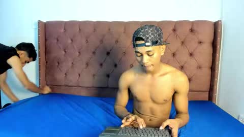 ALEX - TAYLER  -MIKE online show from September 26, 1:41 pm