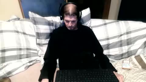 Snapshot of bponie1 chatting on November 1, 2:12 am bponie1 online show from November 1, 2:12 am