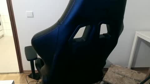 Snapshot of bponie1 chatting on March 11, 5:46 am bponie1 online show from March 11, 5:46 am