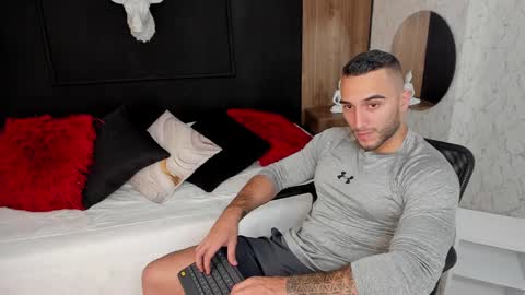 instagramBrad mayers1twittermayersbrad online show from December 8, 8:04 pm