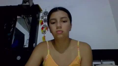 brad_and_emma293215 online show from March 28, 2:13 am