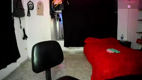 Bradley Strong online show from July 9, 2:37 am