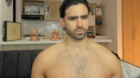 bradleymartin7 online show from October 17, 3:10 am