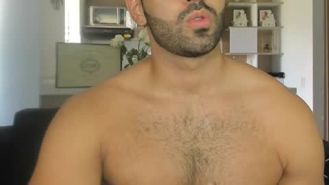 bradleymartin7 online show from March 9, 3:16 pm