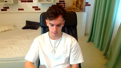 BradyFlint online show from November 9, 10:08 am