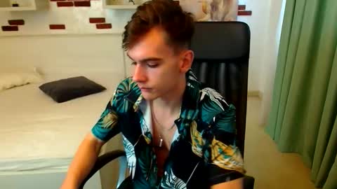 BradyFlint online show from October 26, 11:33 am