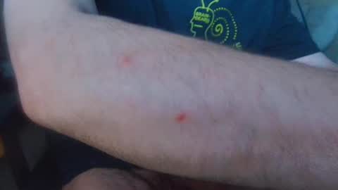 Snapshot of brainrrawtt chatting on March 11, 8:52 am brainrrawtt online show from March 11, 8:52 am