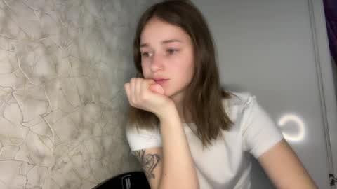 Kate online show from April 3, 6:26 pm