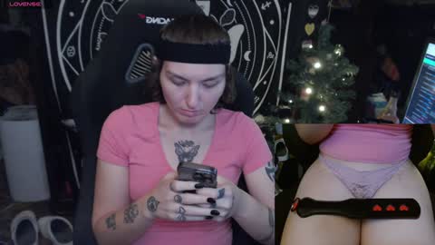 BrandiWRLD999 online show from January 18, 8:19 pm