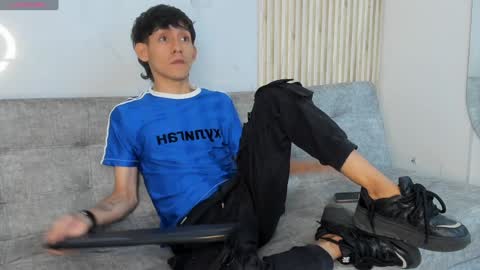 Snapshot of brandon_cedric chatting on December 14, 1:49 am Alejandro Motta online show from December 14, 1:49 am