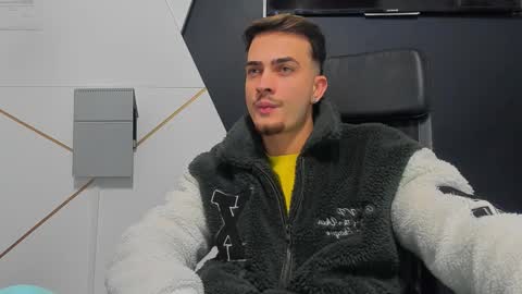 BrandonTateX online show from January 18, 6:11 am