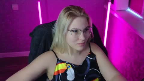 Snapshot of brandy__stars chatting on January 23, 5:45 am Belle  online show from January 23, 5:45 am