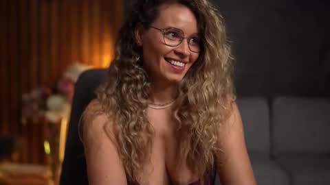 Alex online show from November 8, 5:21 am