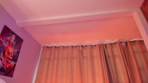   online show from November 10, 8:44 pm