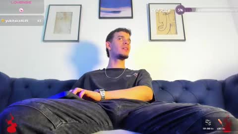 Snapshot of brayhambrown chatting on February 23, 4:39 am brayhambrown online show from February 23, 4:39 am