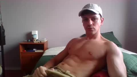 braziliangoodboy online show from April 4, 8:16 pm