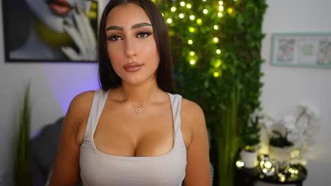 Snapshot of bree__morgan chatting on September 11, 1:45 pm Bree online show from September 11, 1:45 pm