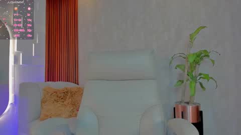 Breex online show from March 2, 8:15 pm