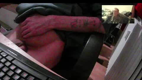 bremer64 online show from March 29, 7:04 pm