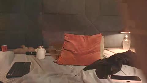 BRENDA VELASQUEZ online show from April 14, 9:18 pm