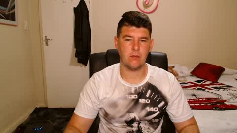 ask me lol online show from April 3, 3:02 am