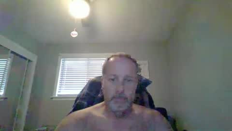 hey online show from May 6, 8:26 pm