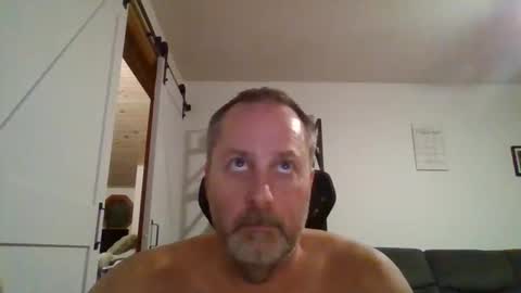 hey online show from November 14, 11:06 pm