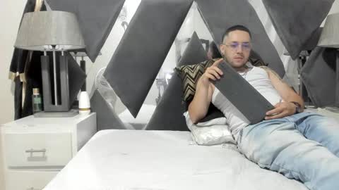 Brian  Chiki online show from March 10, 2:39 am