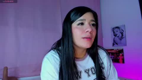 briana11_ online show from June 26, 9:48 am