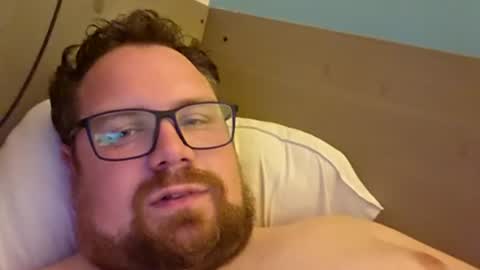 bridgeedude28 online show from June 19, 2:01 pm