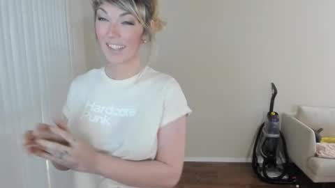 Bridget Black online show from March 25, 1:12 am